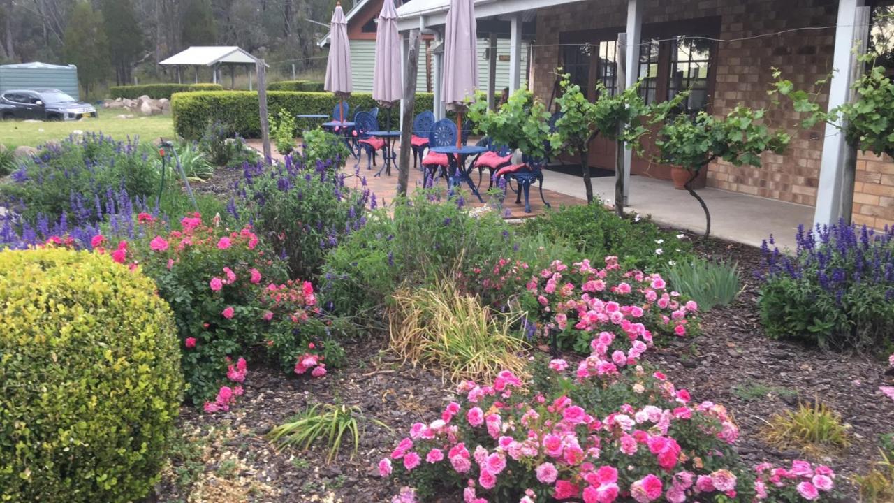 Girraween Country Inn Ballandean Екстериор снимка