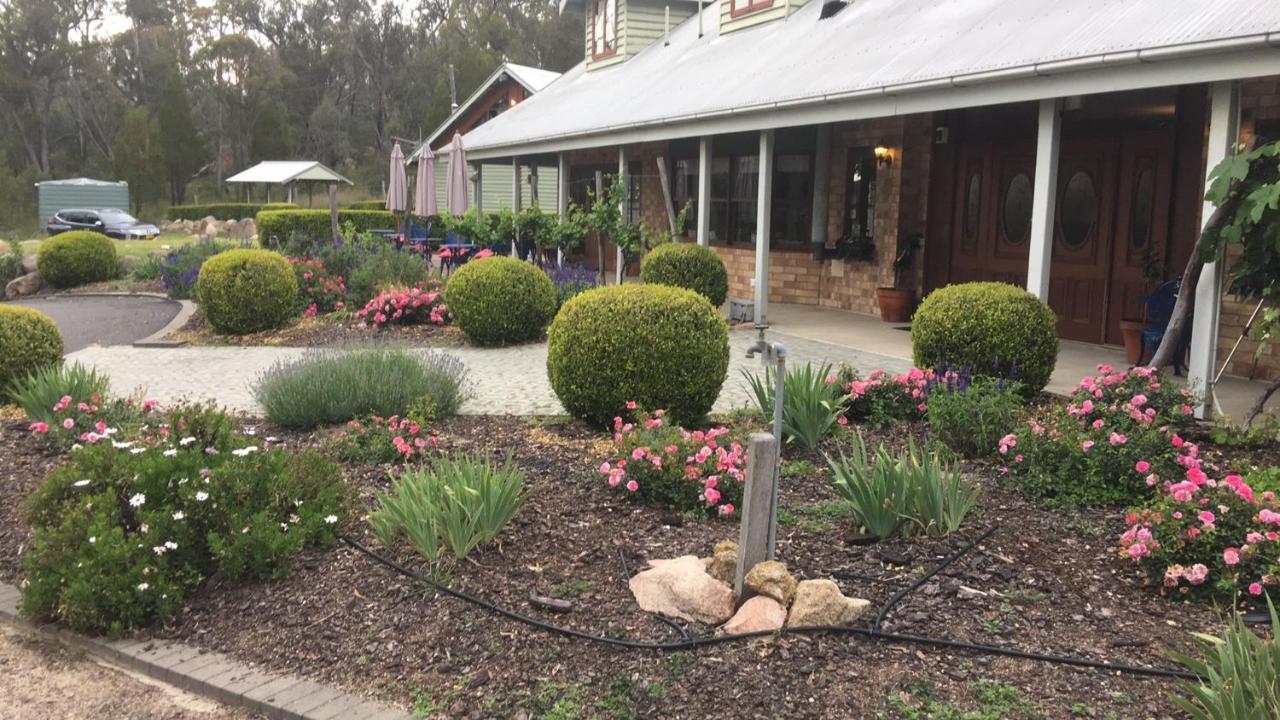 Girraween Country Inn Ballandean Екстериор снимка