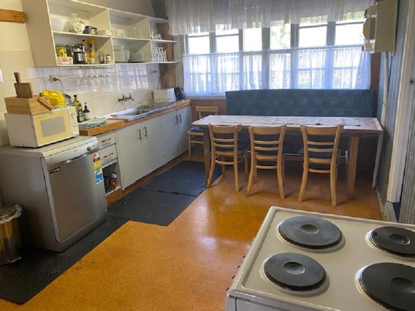 Girraween Country Inn Ballandean Екстериор снимка